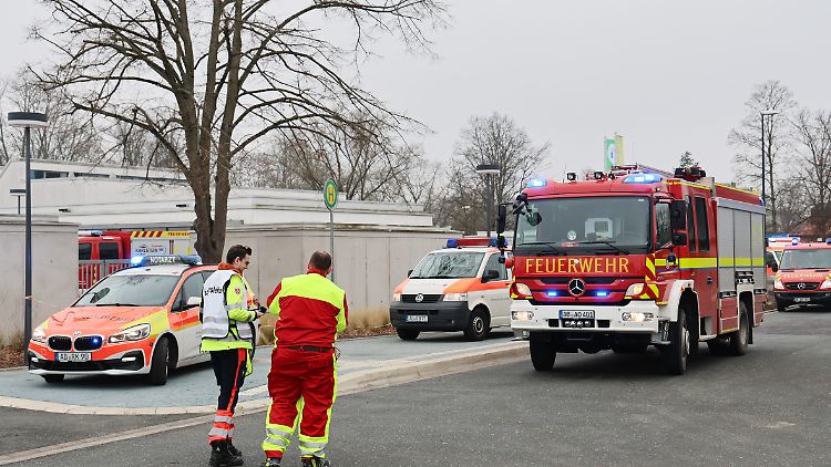 Feuerwehren rückten mehrfach aus.