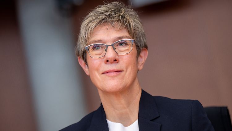 Annegret Kramp-Karrenbauer schätzt "den Zugewinn an Lebensqualität", seitdem sie aus der Politik raus ist.