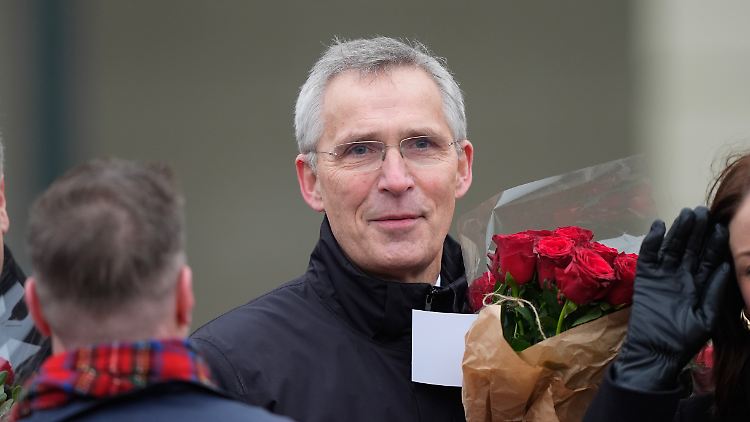 Stoltenberg wird Finanzminister in der von Ministerpräsident Jonas Gahr Støre geführten Regierung.