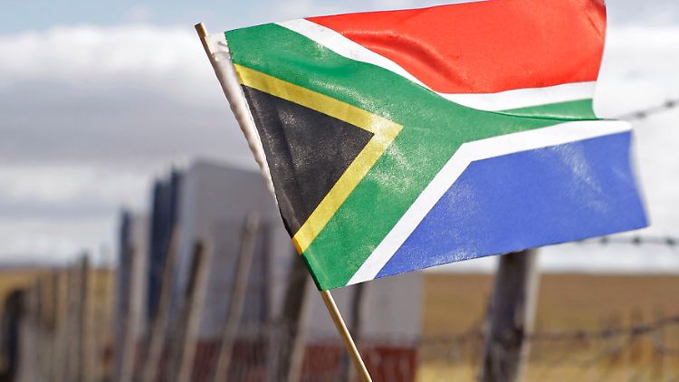 Die Regierungspartei ANC will den ungerechten Landbesitz in Südafrika korrigieren - wenn auch bisher mit mäßigem Erfolg. 