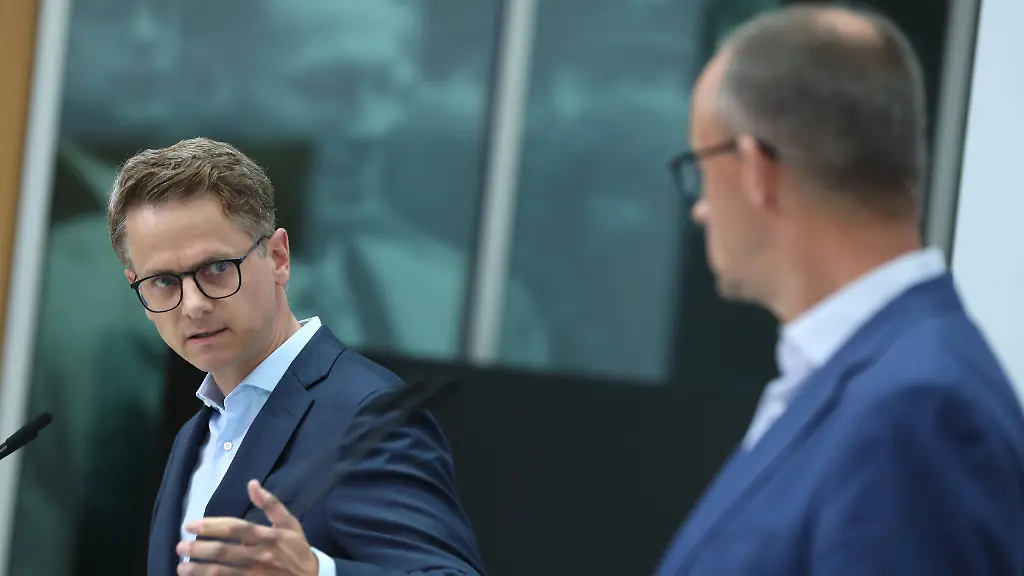 fea02b08b5a7414752b0bbc6af9fdb47