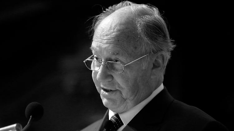 Karim Al Husseini war Aga Khan IV., der 49. Erbimam der schiitischen Ismailiten.