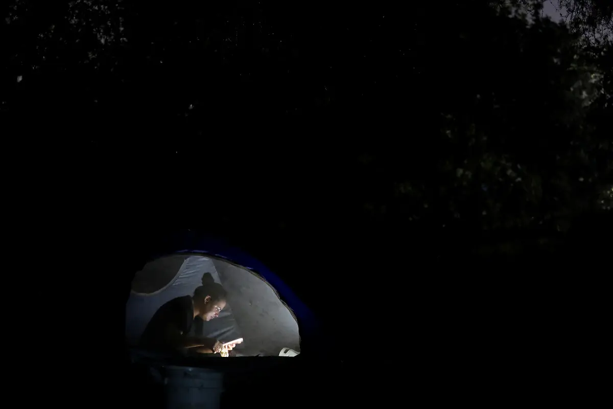 2023-07-06T101026Z-1542960409-RC2CN1ATK5RM-RTRMADP-3-USA-IMMIGRATION-ASYLUM-BORDER