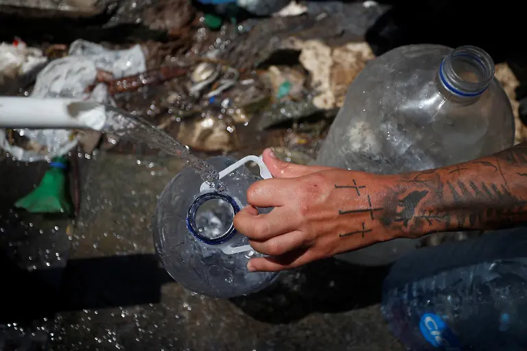 2023-07-06T101025Z-2303377-RC2IM1ABTVVA-RTRMADP-3-USA-IMMIGRATION-ASYLUM-BORDER