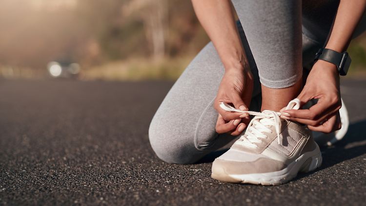 Die Sneaker-Trends 2025 bringen neue Impulse in den Schuhschrank.