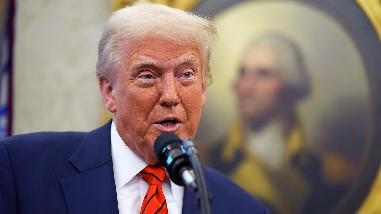 Will Personal kürzen und damit Kosten sparen: Donald Trump. 