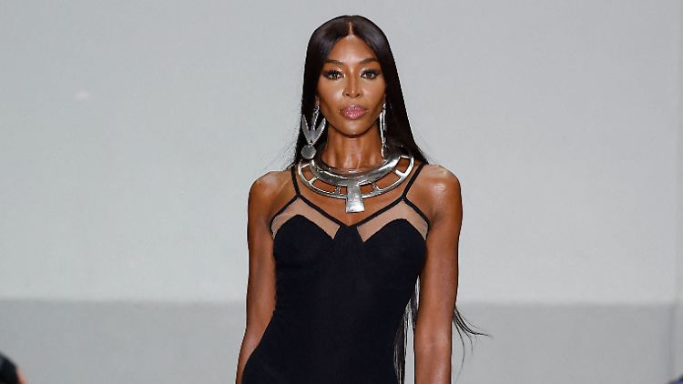 Naomi Campbell während der Paris Fashion Week im September 2024.