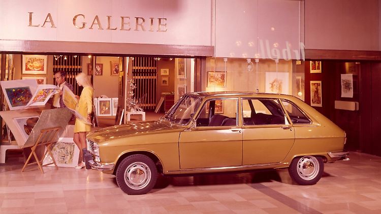 In den 1960ern beliebt auch bei Künstlern und Kreativen: die avantgardistische Fließhecklimousine Renault 16 mit Frontantrieb.