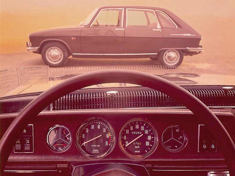 Sportliche Rundinstrumente statt Breitbandtacho und Tuning ab Werk: Der Motor im 1968 gestarteten Renault 16 TS wurde vom Motorenmagier Gordini leistungsgesteigert.