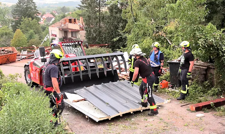 d223e2b15e82bf3525efbe4be4580299