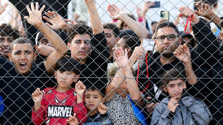 Eine Registrierungs- und Aufnahmeeinrichtung für Geflüchtete in Malakasa, nördlich von Athen, die im vergangenen Herbst von Bundespräsident Steinmeier besucht wurde.