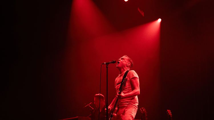 Bryan Adams in Lissabon: Seinen Auftritt in Perth nachholen.