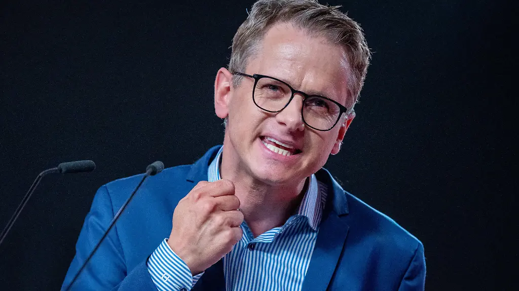 6860128d30e4bd8e488940f2a6e870b3