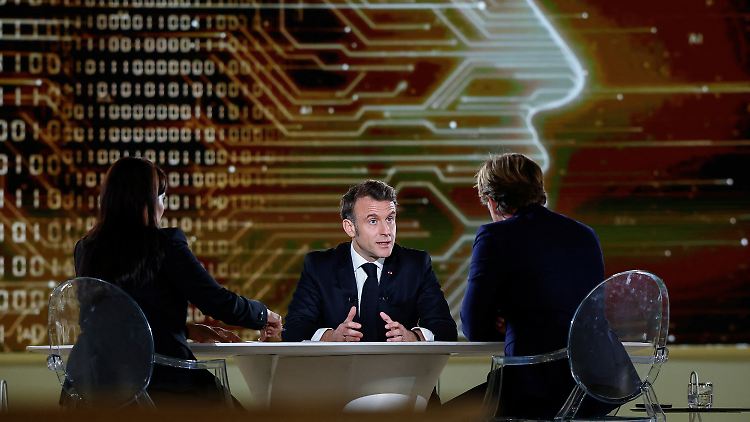 Frankreich verfügt laut Macron über viele gut ausgebildete Experten, ein gutes Bildungssystem sowie über Platz und Energie zum Betrieb von Datenzentren.