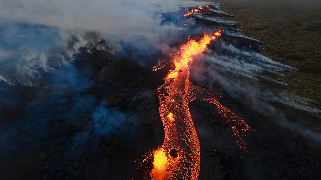 Litli-Hrutur-befindet-sich-auf-der-duenn-besiedelten-Reykjanes-Halbinsel