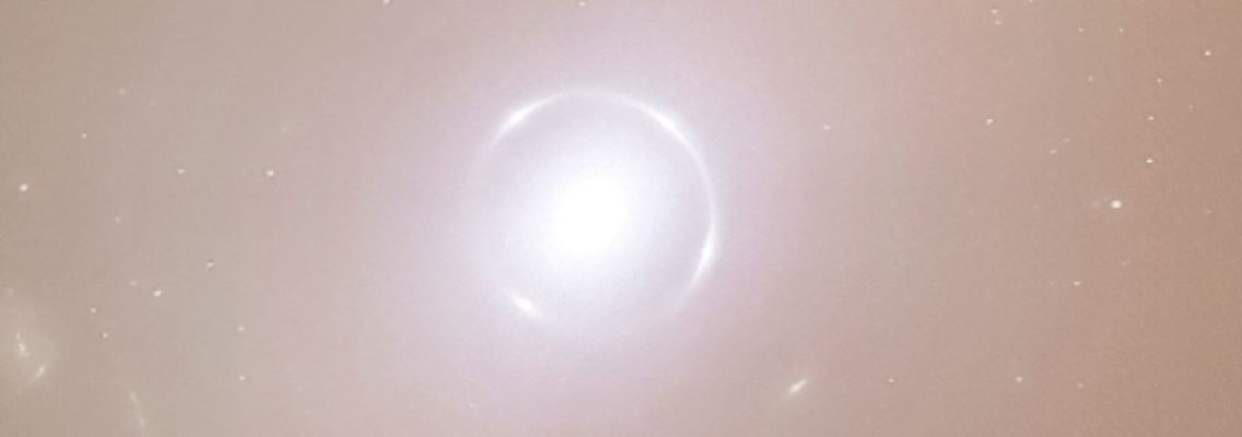 Einstein_ring_Detail.jpg