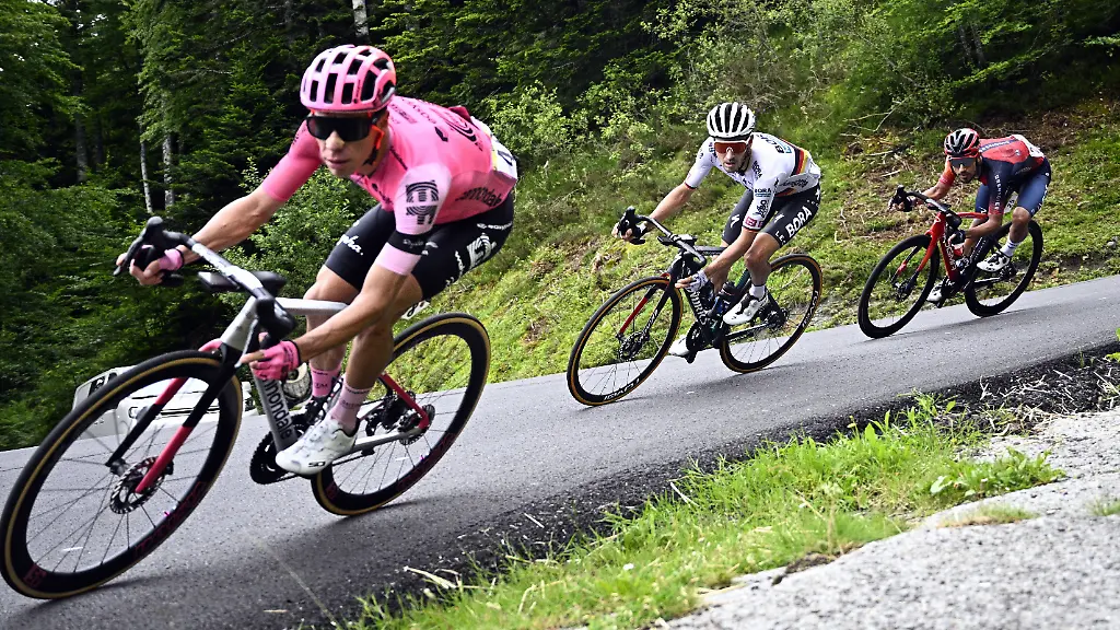 27d23e1905a05cb55d17dcce73729796