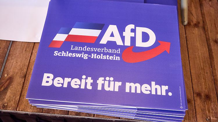 Das Parteilogo sei "ohne unser Wissen und unsere Zustimmung verwendet" worden, sagt der AfD-Landesvorsitzende.