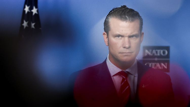 Keine Erfahrung, treuer Trump-Fan: Pete Hegseth.