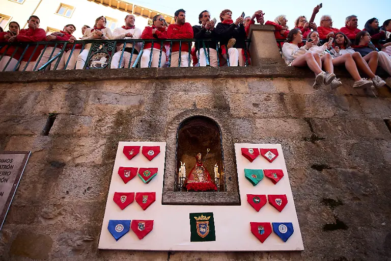 f27e9a994ce681114c83bde01e2f4be1