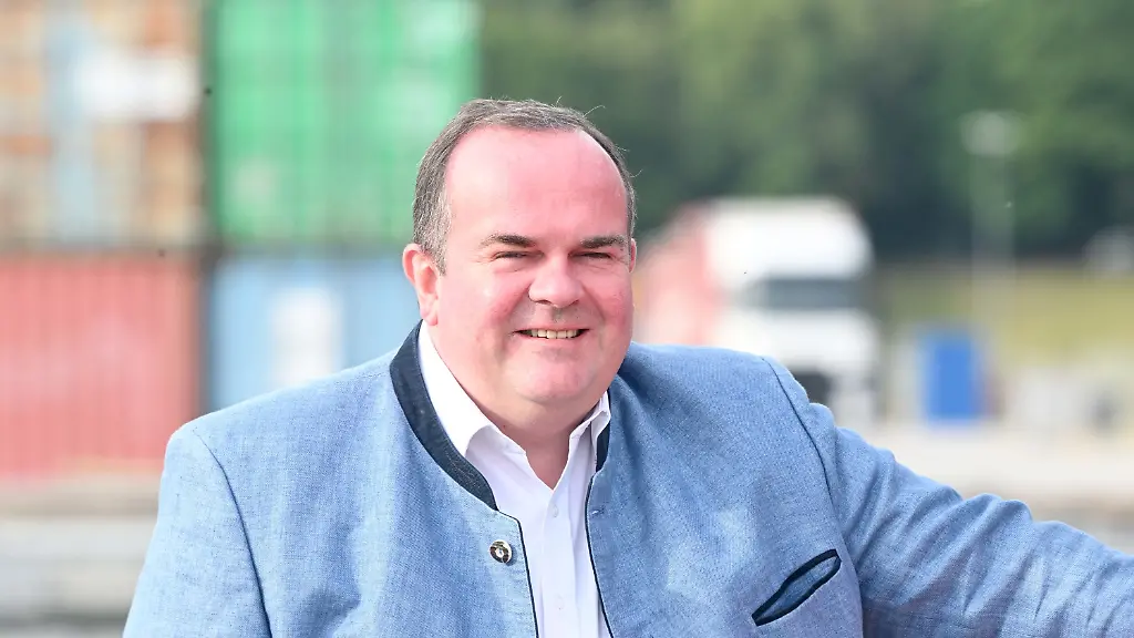 fa494dbe42b583a77681cdeb37ac7b9f