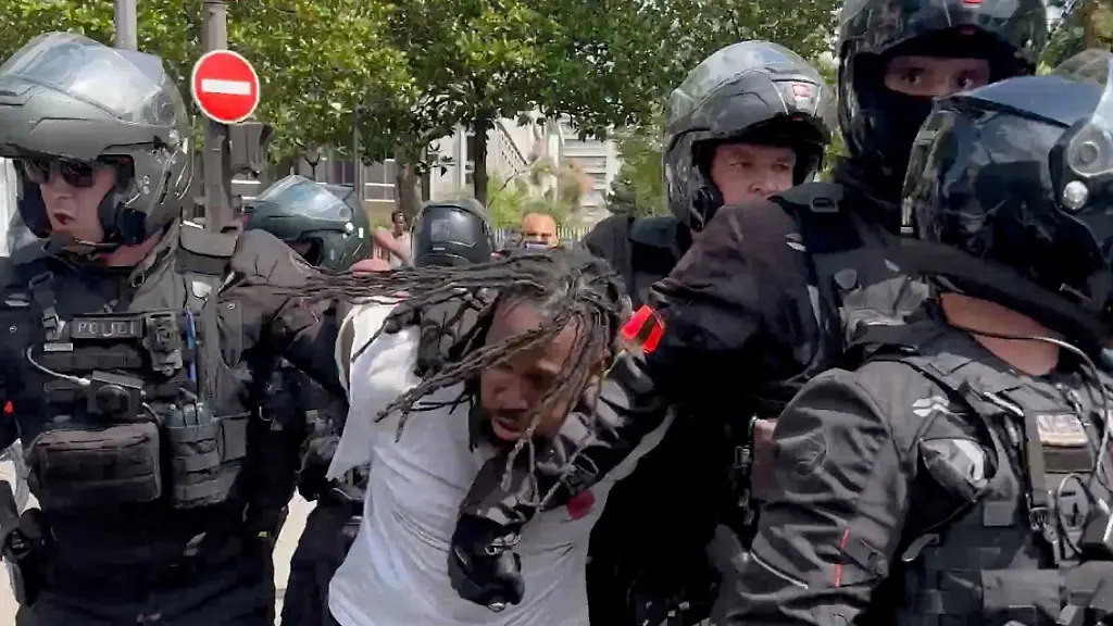 f40bd5c176bc10f64b271913d8b4bcaf