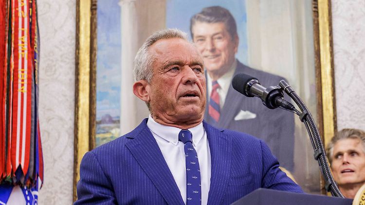 Robert F. Kennedy Jr. behauptet mittlerweile, kein Impfgegner mehr zu sein.