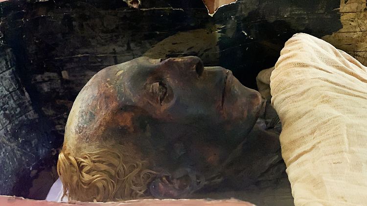 Im Ägyptischen Museum in Kairo sind Mumien wie diese, die Mumie von Thuya, ausgestellt.