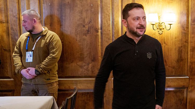 Kiews Staatschef Selenskyj untersagt die Unterzeichnung einer Rohstoff-Vereinbarung mit den USA.