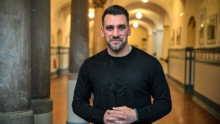 Schulleiter Engin Catik ist zuversichtlich, die Friedrich-Bergius-Schule in Berlin wieder in die Erfolgsspur zu bekommen.