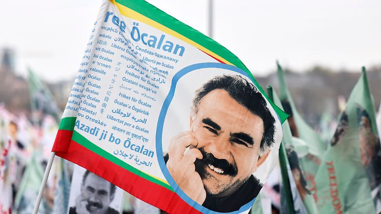 Öcalan ist angeblich bereit, zur Waffenniederlegung aufzurufen.
