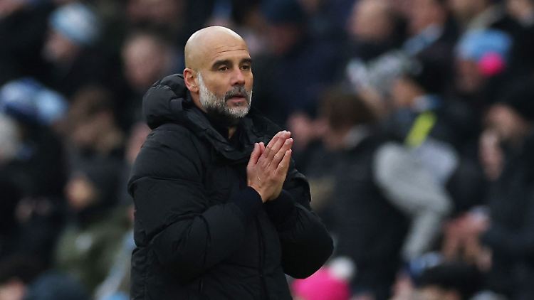 Betet Pep Guardiola hier für ein Wunder?