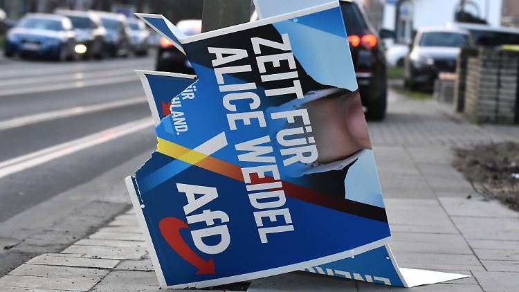 Der Landessprecher der AfD verurteilt den Angriff aufs Schärfste.