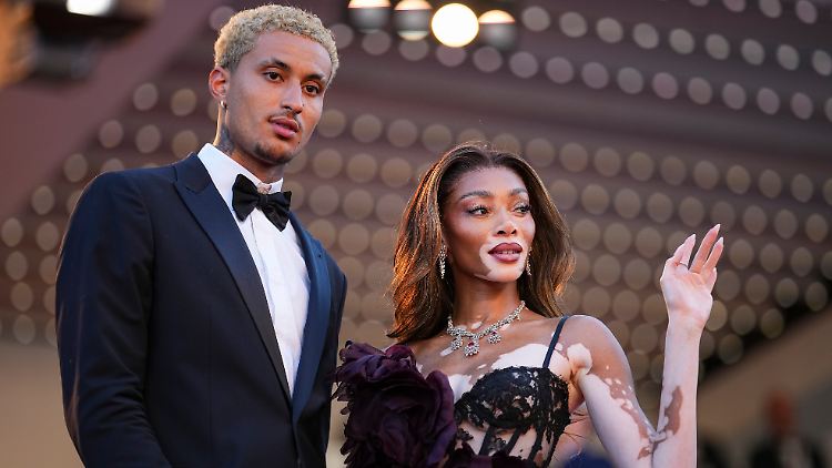 Planen den Gang vor den Traualtar: Winnie Harlow und Kyle Kuzma. 