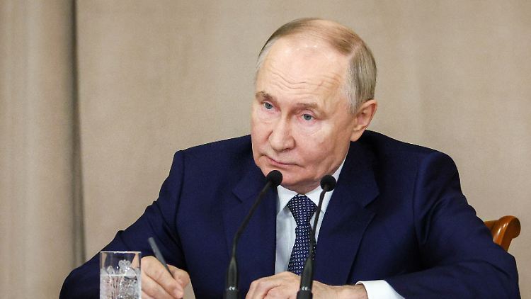 Russland unter Putin hat bereits angekündigt, zu gegebener Zeit Förderlizenzen zu vergeben.