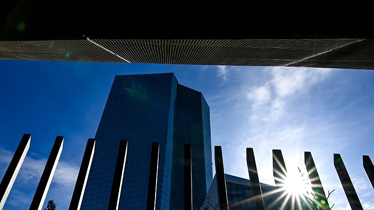 Verluste bei der EZB: Die übliche Gewinnausschüttung an die nationalen Zentralbanken fällt aus.
