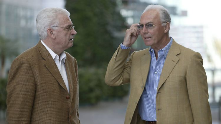 Fedor Radmann und Franz Beckenbauer im Jahr 2003.
