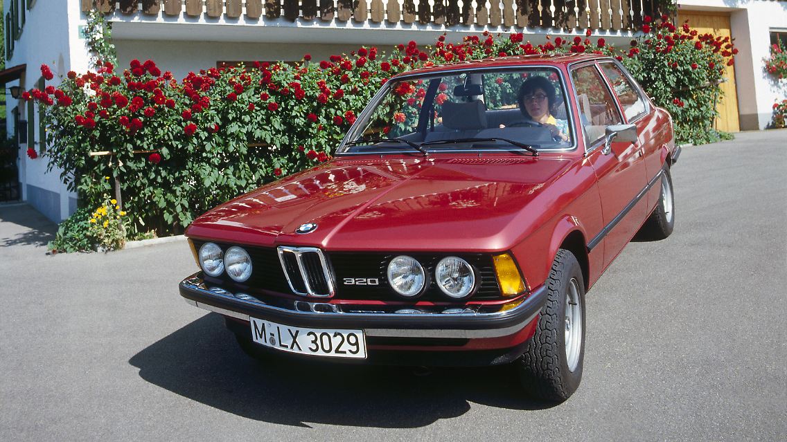 06_Sixpack-Prestige_-_Mit_neuen_Reihen-Sechszylindern..._Quelle_BMW_AG.jpg