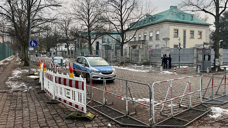 Ein 18-Jähriger soll einen Anschlag auf die israelische Botschaft in Berlin geplant haben.