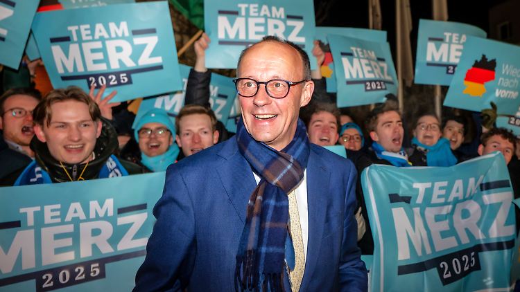 Kann sich freuen: Merz geht als Sieger aus der Wahl hervor.