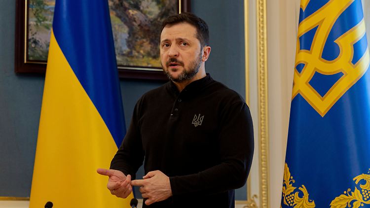 Er werde nichts unterschreiben, "was zehn Generationen von Ukrainern zurückzahlen werden", sagte Selenskyj. 
