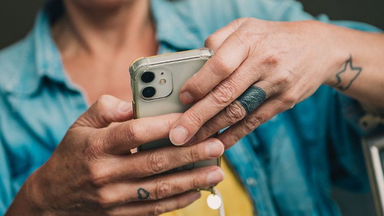 Harmlos oder nicht? Symptom-Checker sollen bei Krankheiten eine Einschätzung geben, ob und wie schnell man eine Praxis aufsuchen soll.