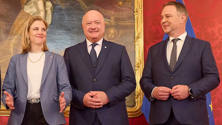 Christian Stocker (M.) könnte in Kürze der neue Kanzler Österreichs sein.