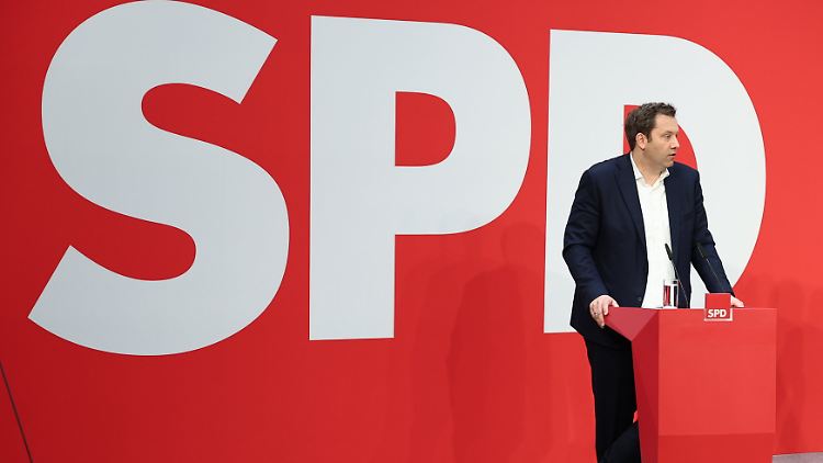 SPD-Chef Klingbeil sieht den Ball bei Merz.