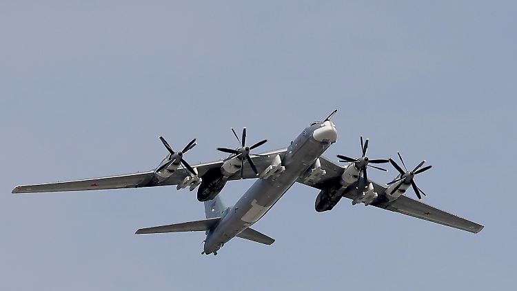 Russland feuerte die Marschflugkörper von vier Bombern des Typs Tupolew Tu-95 auf die Ukraine ab. 