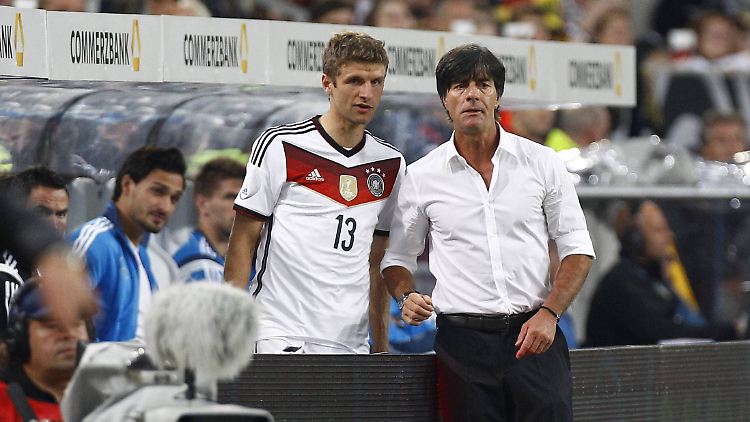 Erfolgsduo: Thomas Müller und Jogi Löw.