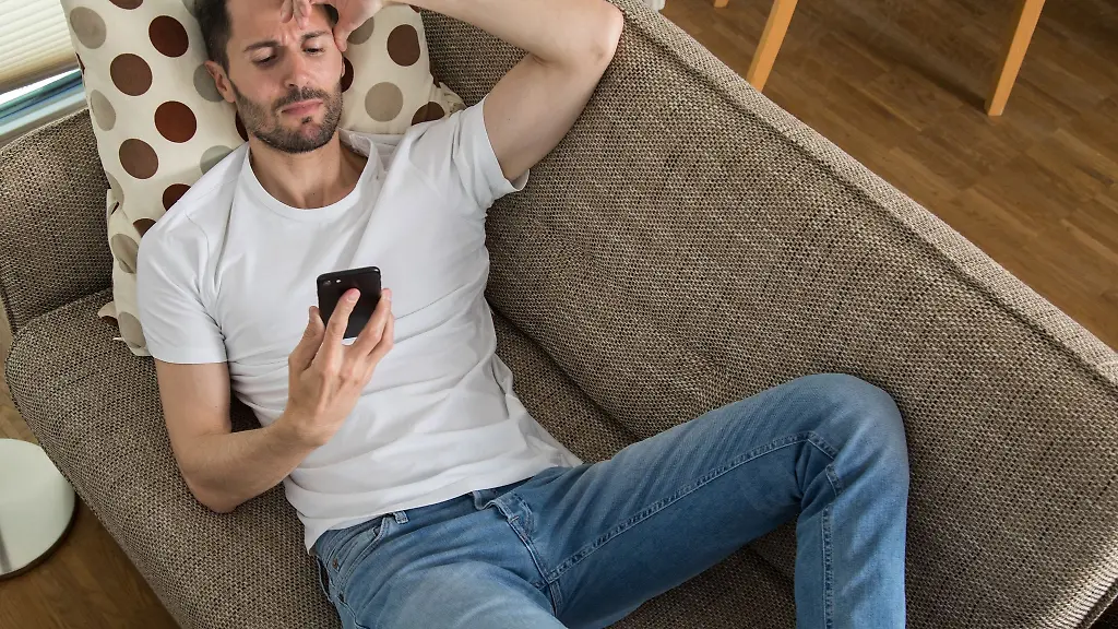 Wer-ist-das-schon-wieder-Hinter-einer-unbekannten-Nummer-kann-ein-unerlaubter-Werbeanruf-stecken