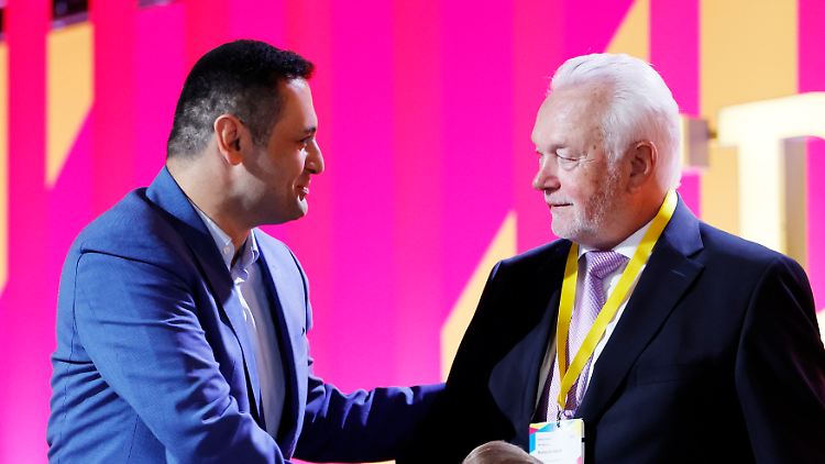 Djir-Sarai und Kubicki (r.) glauben an das Wiedererstarken der FDP. 