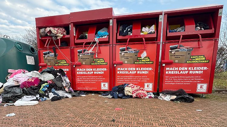 Altkleider Container.jpg