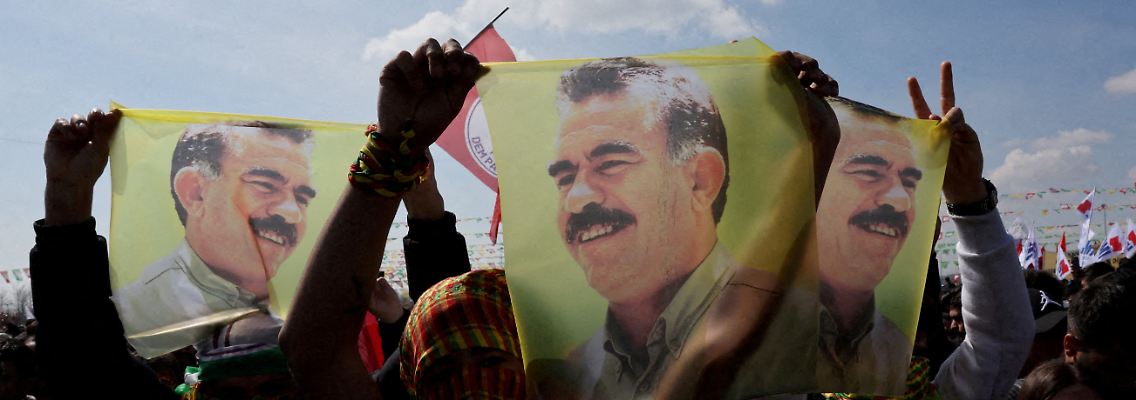 2025-02-27T071428Z_97040353_RC2NN6AQSXZ9_RTRMADP_3_TURKEY-KURDS-OCALAN.JPG